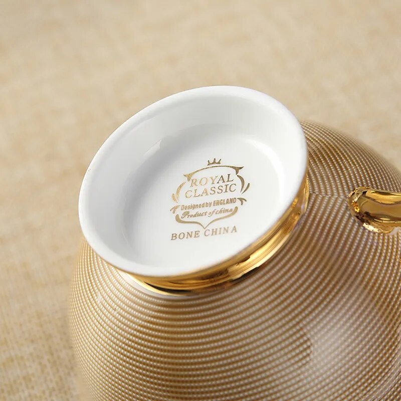 Europe Bone China Coffee Cup Saucer Spoon Set 200ml Luxury Ceramic Mug Top-grade Porcelain Tea Cup