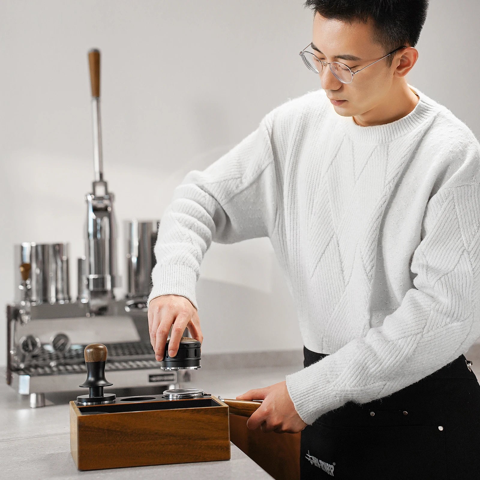 51/53.35/58.35mm Coffee Distributor Gravity Adaptive Espresso Air Hole Cyclone Base Barista Tools