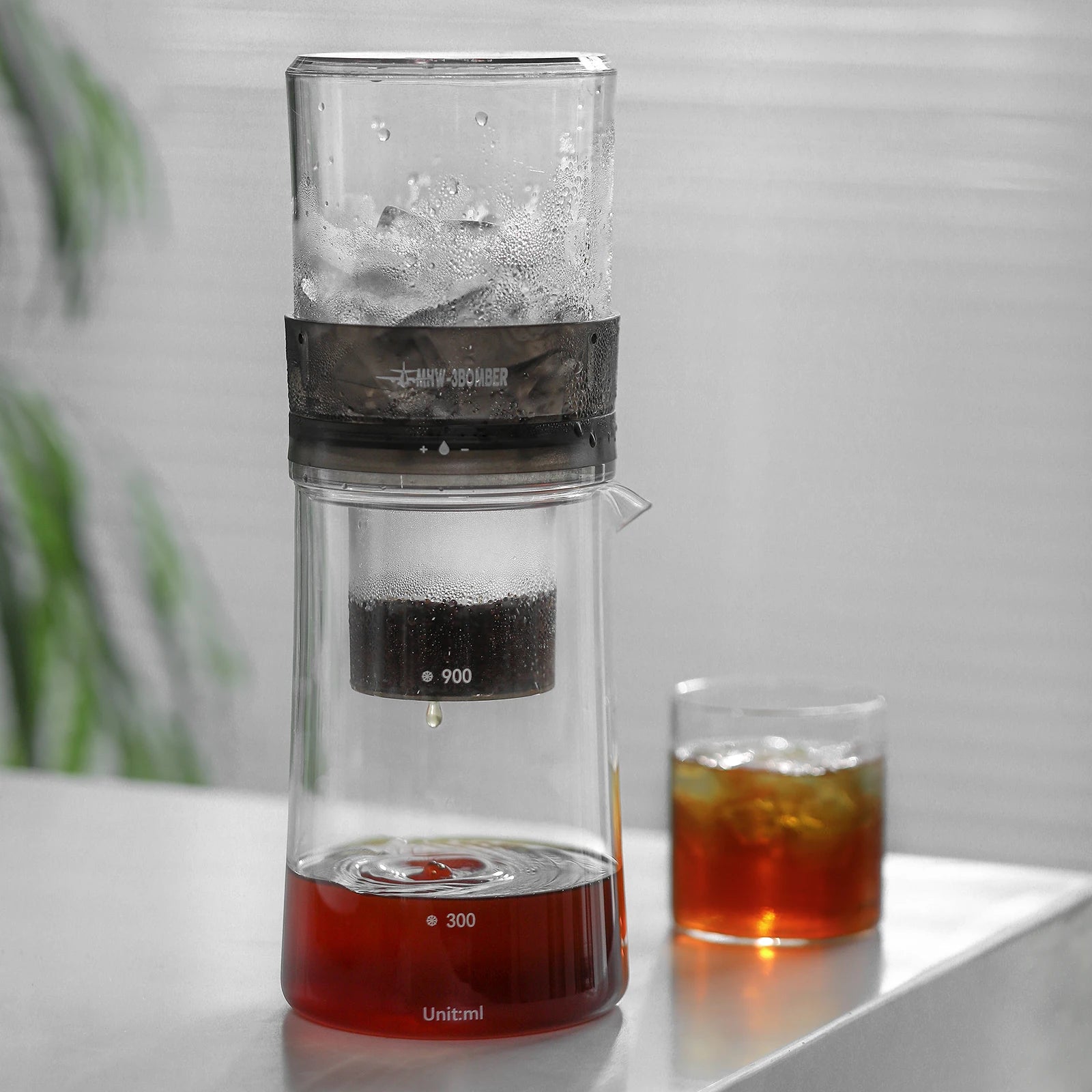 2-4 Cup Cold Brew Coffee Maker 600ml Iced Coffee Pot with 100pcs Filter Paper 300 Mesh Fine Filters
