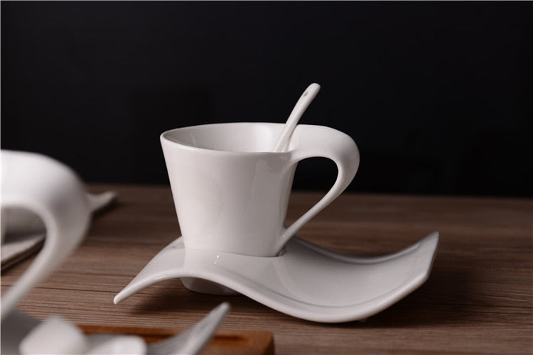 Creative wavy ceramic fancy coffee cup and saucer set European small luxury couple 200ml coffee cup
