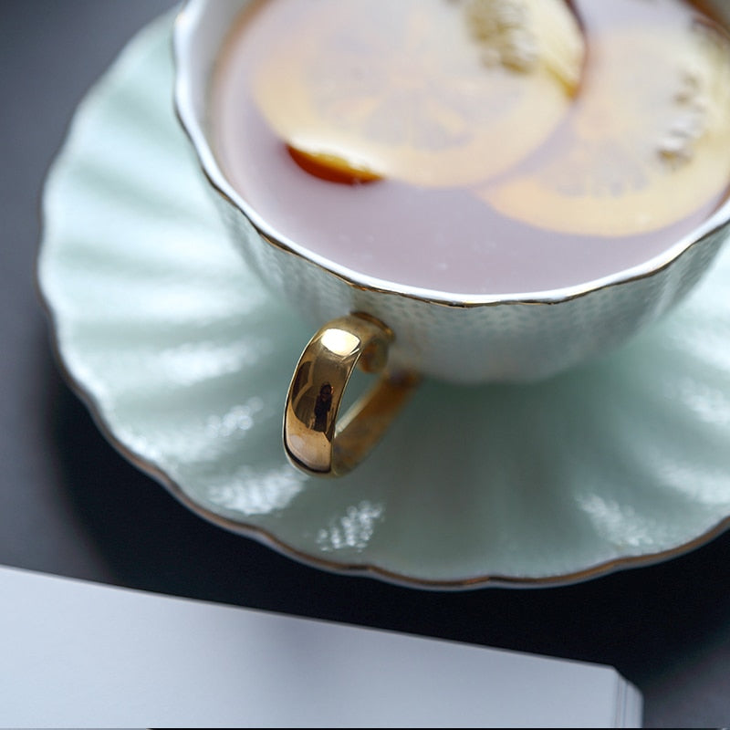 1 Set 230ml British Classic Fine Bone China Coffee Cup Set Ceramic Tea Cup & Saucer Set Handdrawn