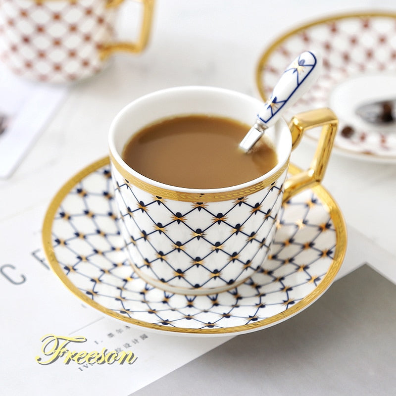 Bone China Coffee Cup Saucer Spoon Set 200ml Nordic Tea Cup Golden Porcelain Tea Set Advanced