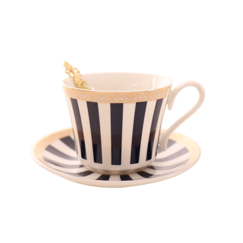 Concise Stripe Bone China Coffee Cup Saucer Gold Spoon Set Elegant Ceramic Tea Cup 225ml Porcelain