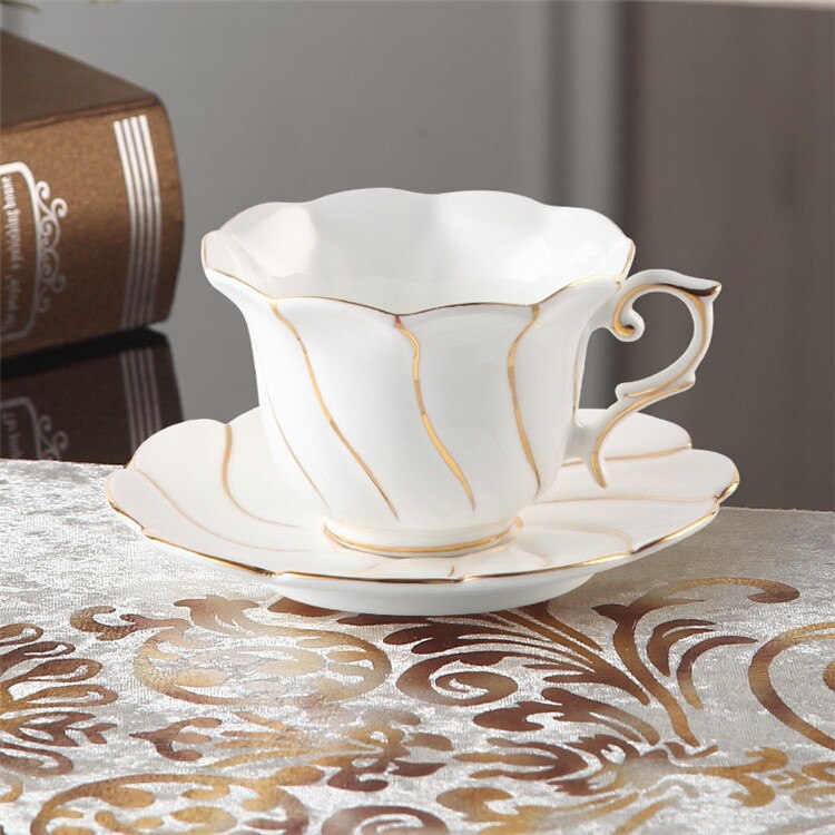 Europe Gold Inlay Bone China Coffee Cup Saucer Spoon Set 200ml British Advanced Porcelain Tea Cup