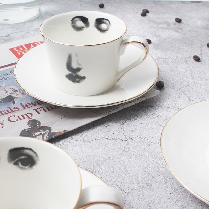 Eye and Nose Coffee Cup and Saucer Set Quality Bone ChinaTazza Afternoon Tea Supply Elegant