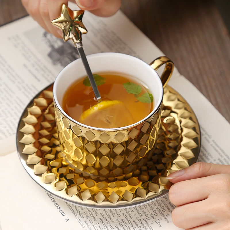 Luxury Court Style Gold Coffee Mug With Tray Spoon Tasse Tazas Scented Tea  Ceramic Cup Cafe