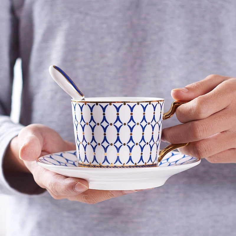 Nordic Bone China Coffee Cup Saucer Spoon Set 200ml British Tea Cup Porcelain Tea Set Advanced