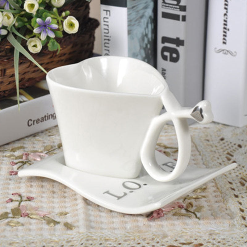 Wourmth Ceramic Cups And Saucers Blue and pink/set  Afternoon tea time Black Tea Set Heart-shaped