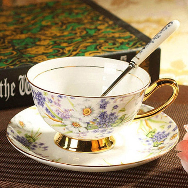 YeFine Ceramic Afternoon Black Tea Cups And Saucers Bone China Coffee Cup With Tray Porcelain