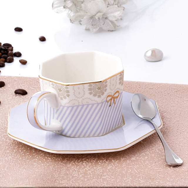 YeFine Ceramic Tea Cup And Saucer Set Designer Bone China Coffee Cup Porcelain Afternoon Black Tea