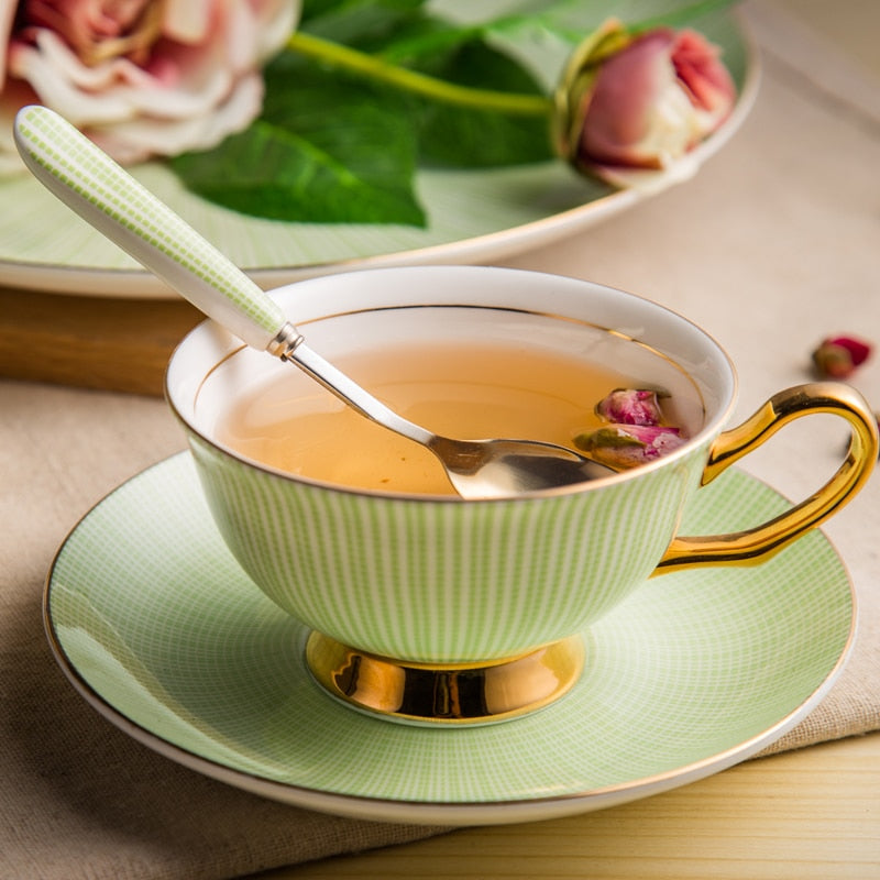 YeFine Ceramics European Royal Bone China Coffee And Tea Cup Coffee Cups And Saucers Drinkware Cup